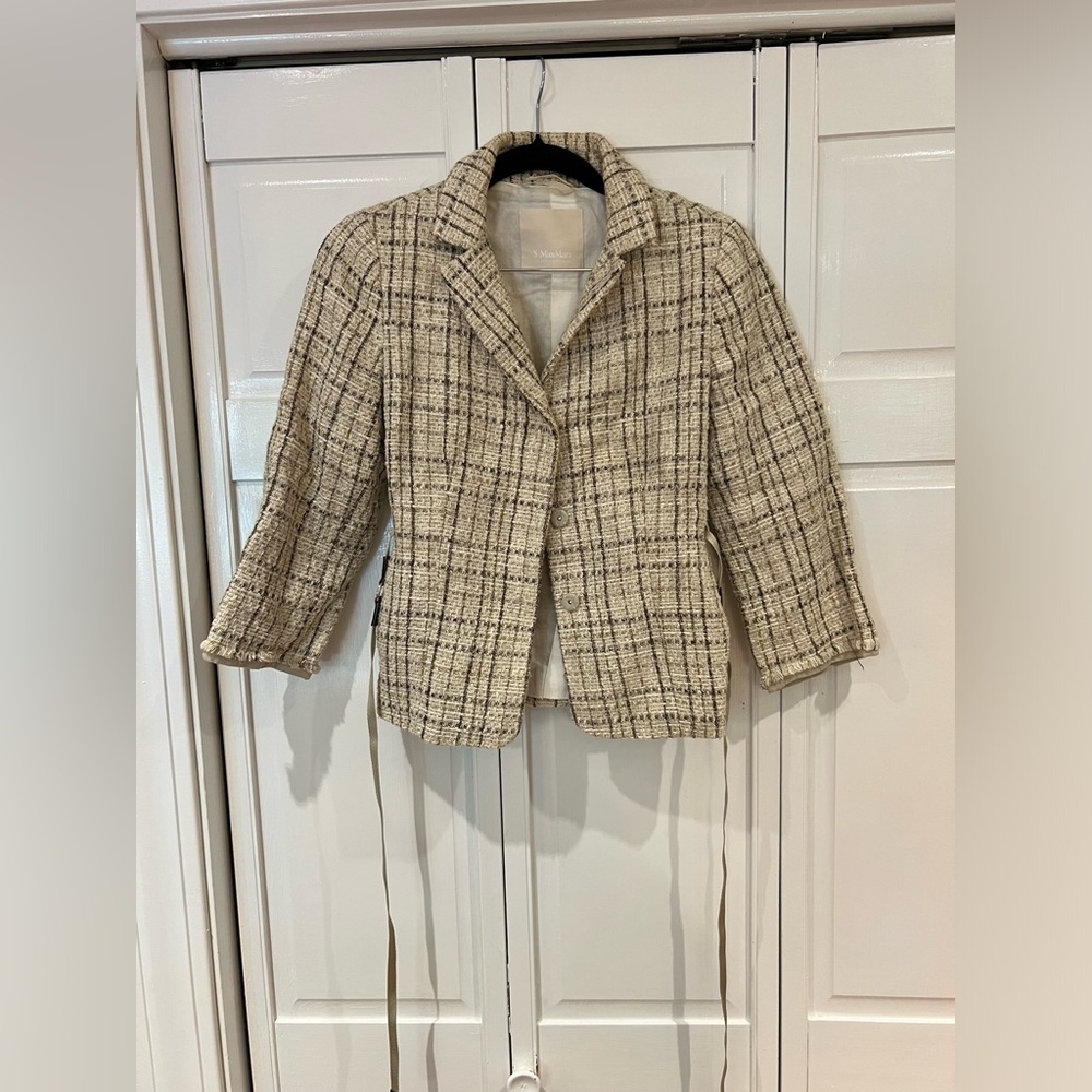 EUC S’Max Mara Tweed Button Coat